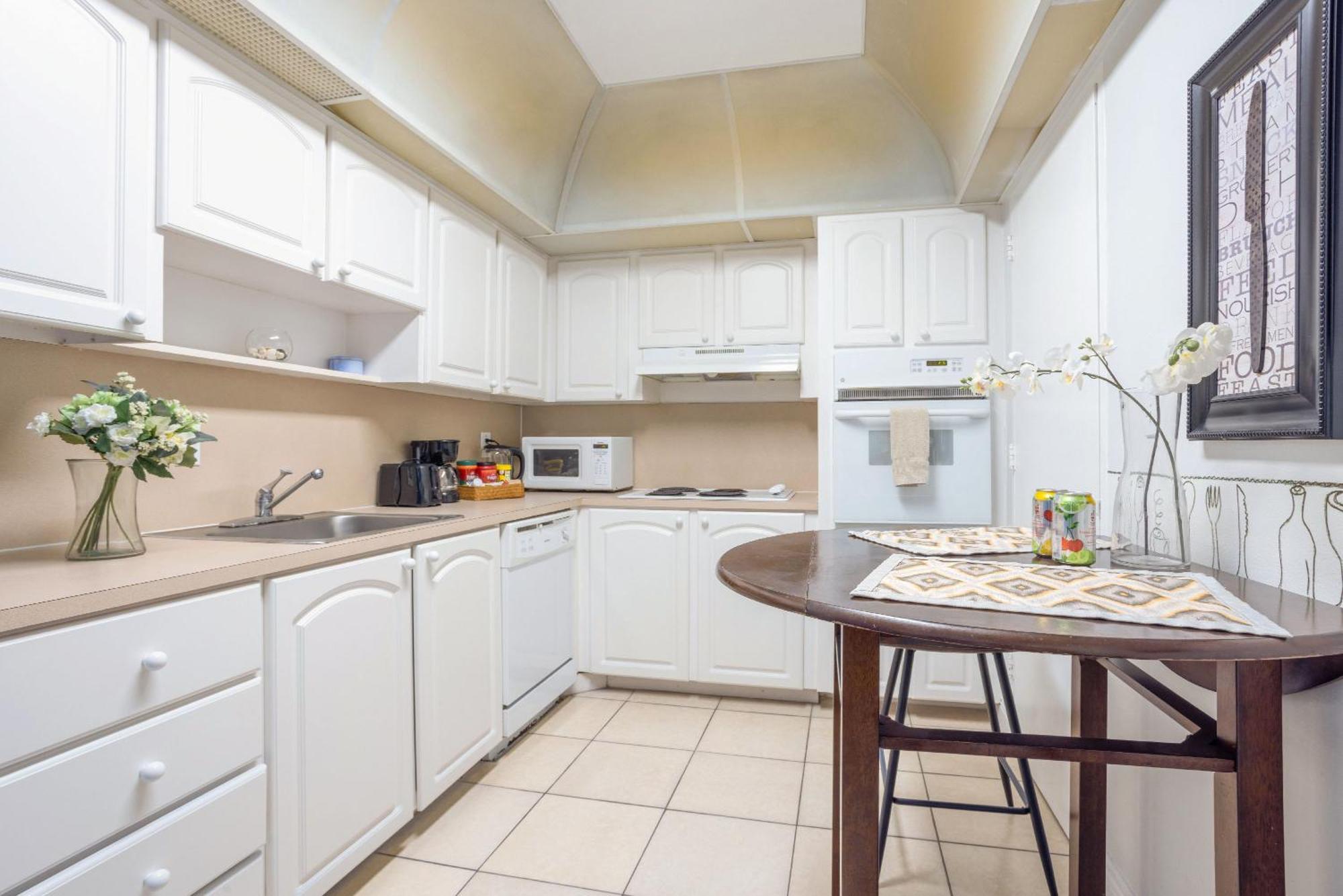 Modern 1 Bdr Oceanview With Direct Beach Access! Hollywood Eksteriør billede