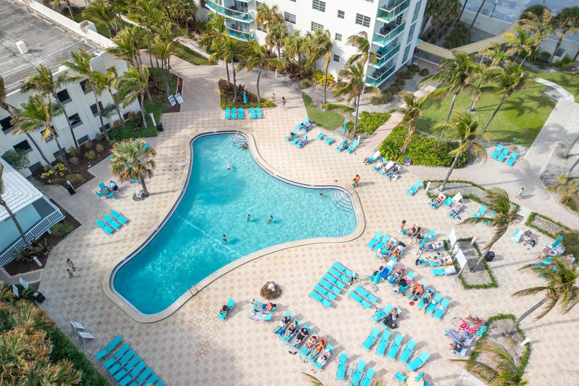 Modern 1 Bdr Oceanview With Direct Beach Access! Hollywood Eksteriør billede