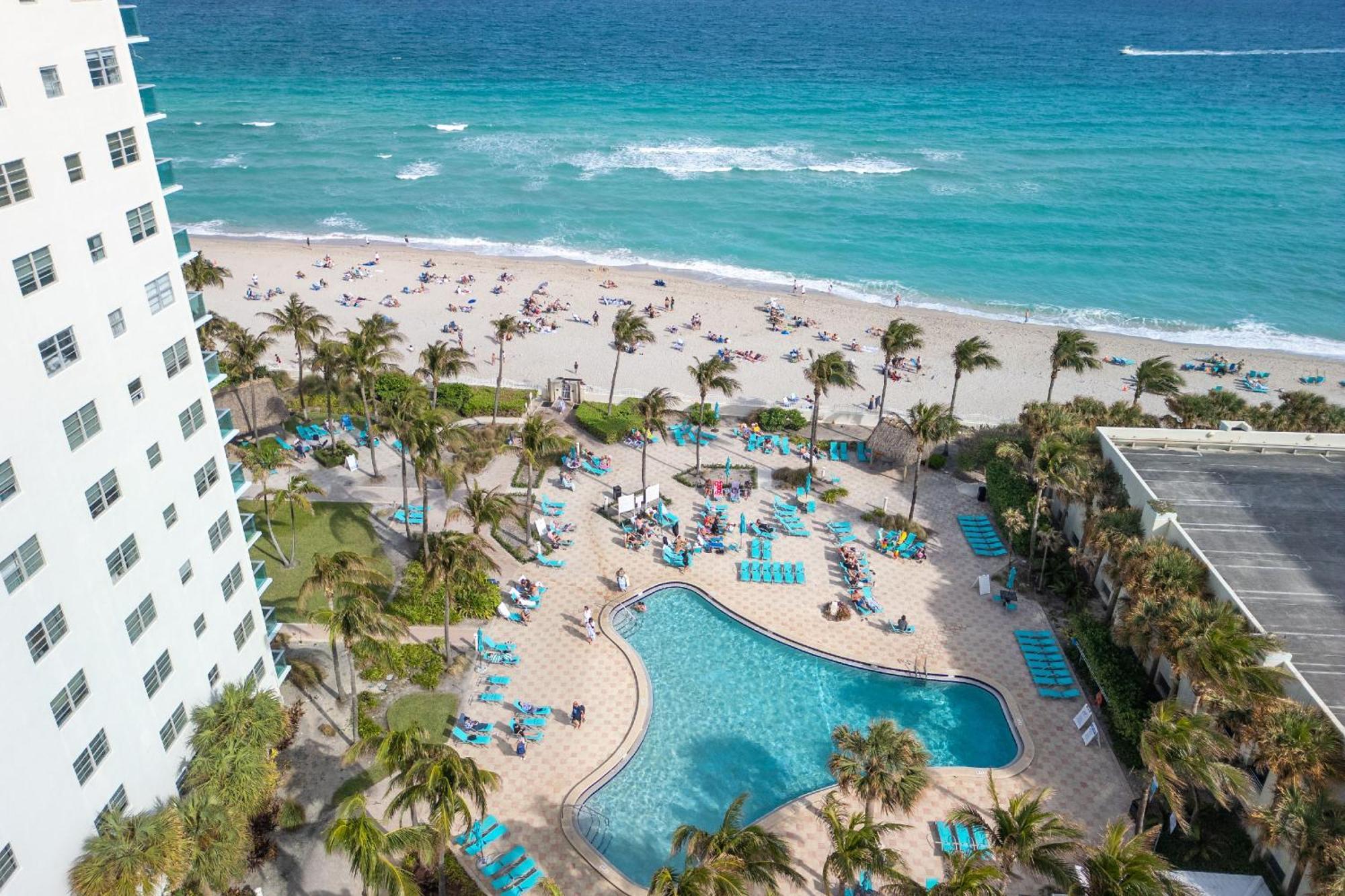 Modern 1 Bdr Oceanview With Direct Beach Access! Hollywood Eksteriør billede
