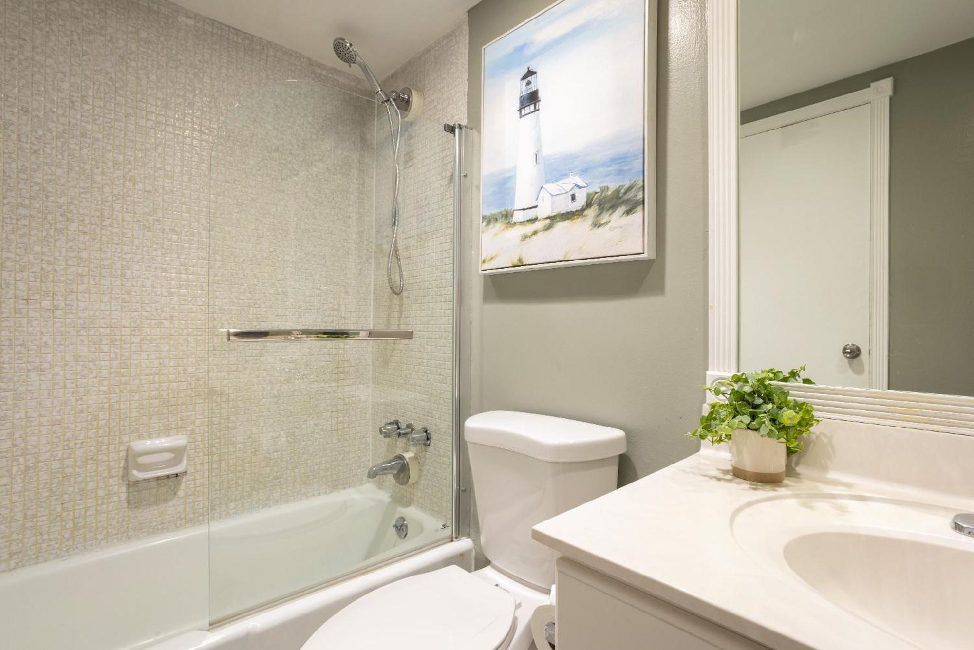 Modern 1 Bdr Oceanview With Direct Beach Access! Hollywood Eksteriør billede